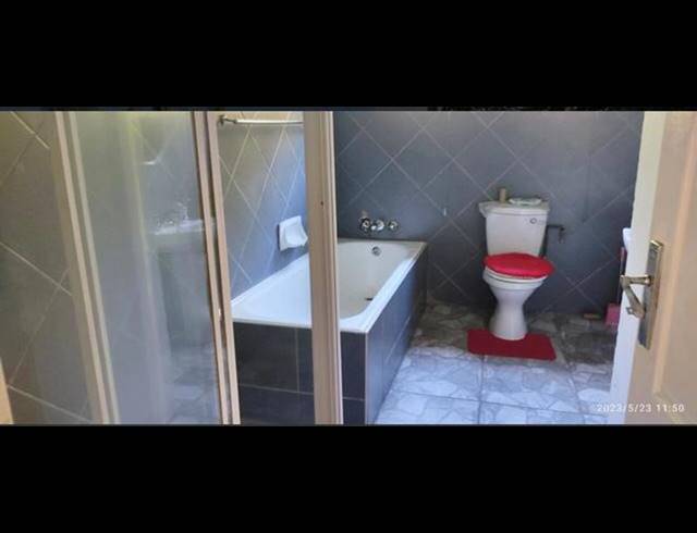 4 BEDROOM PROPERTY TO RENT IN SALMON BAY